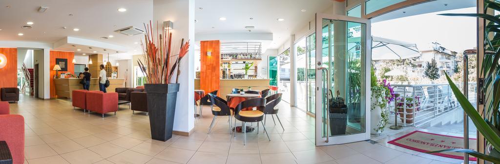 Hotel San Francisco Lignano Sabbiadoro Eksteriør billede